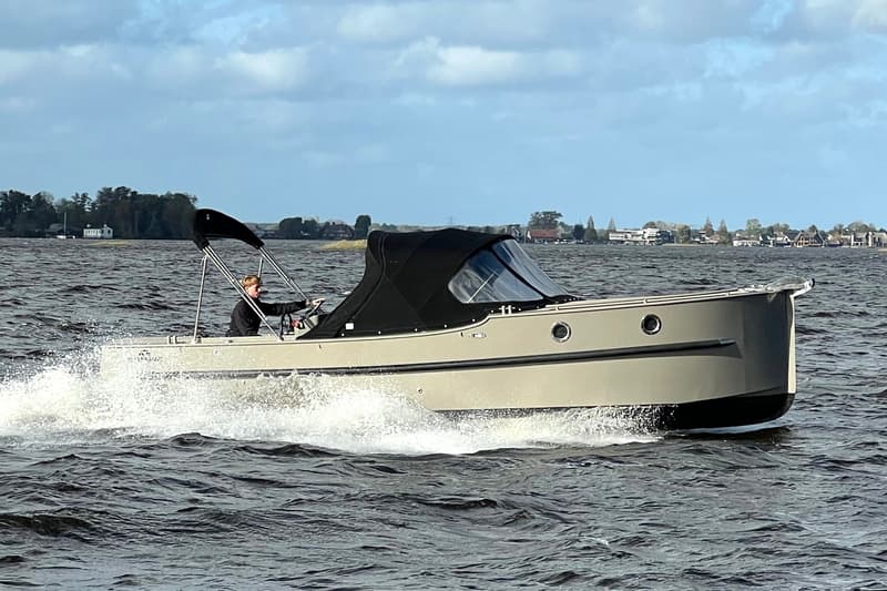 Waterman 8.0 Cabin foto 2