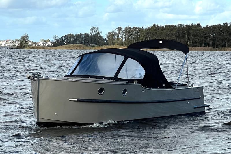Waterman 8.0 Cabin foto 12