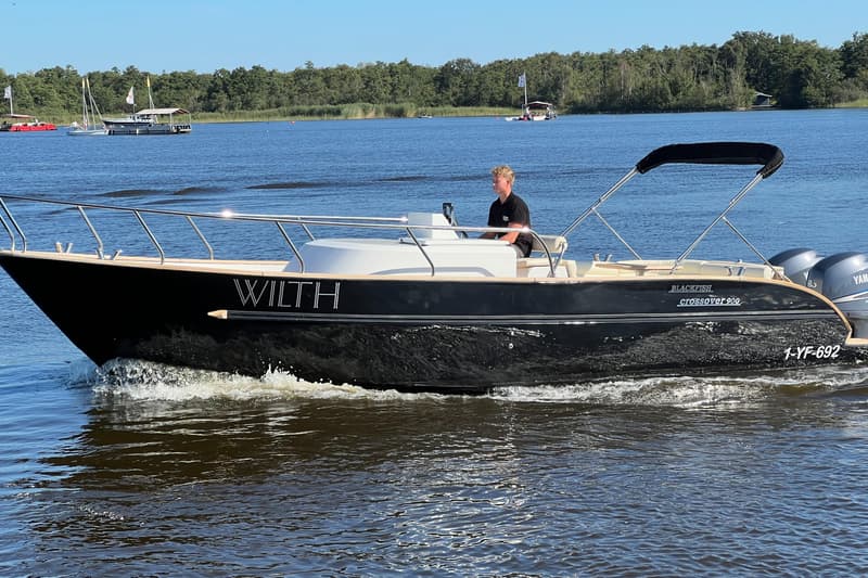 Center Console Blackfish Crossover 900 foto 12