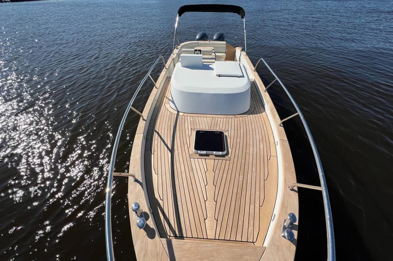 Center Console Blackfish Crossover 900 foto 16