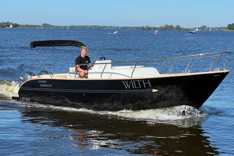 Center Console Blackfish Crossover 900 foto 5