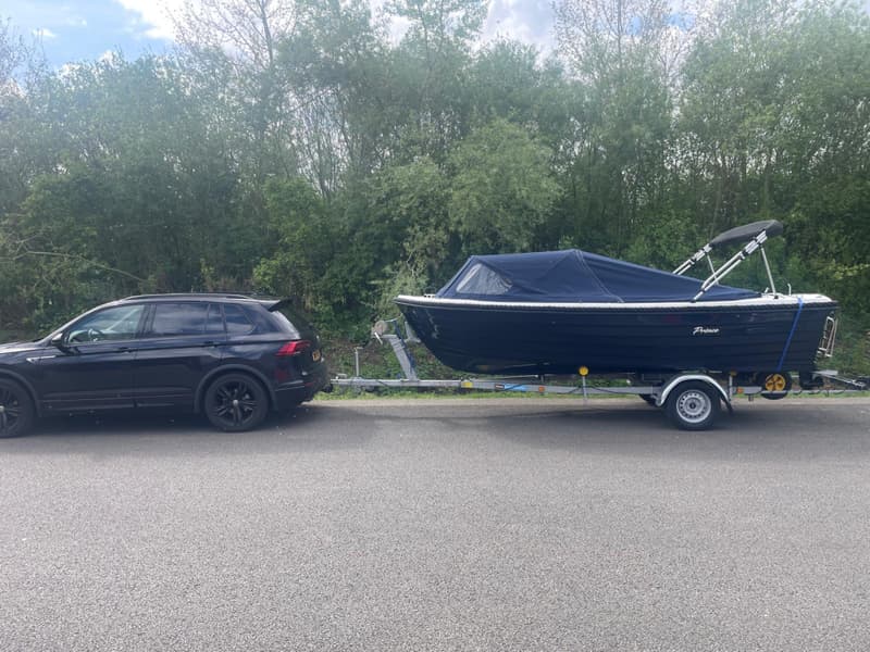 4-Family 530 sloep – Suzuki 20 PK – compleet met trailer 530 foto 4