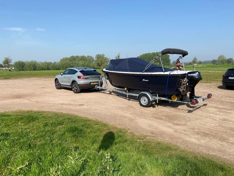4-Family 530 sloep – Suzuki 20 PK – compleet met trailer 530 foto 10