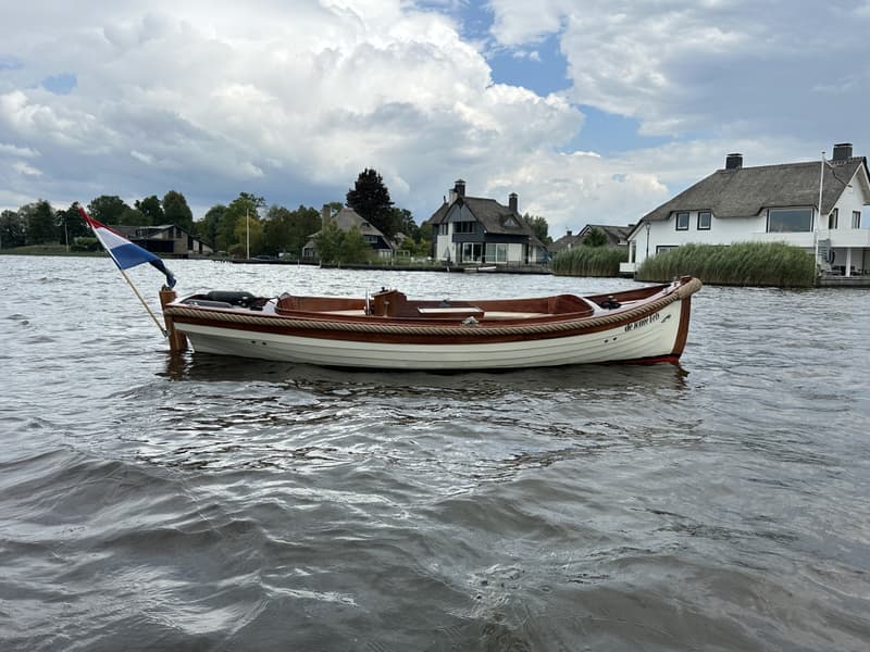 Spiegelsloep ' Kapiteinssloep ' foto 2