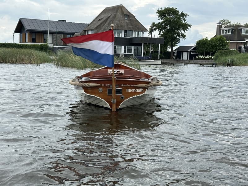 Spiegelsloep ' Kapiteinssloep ' foto 6