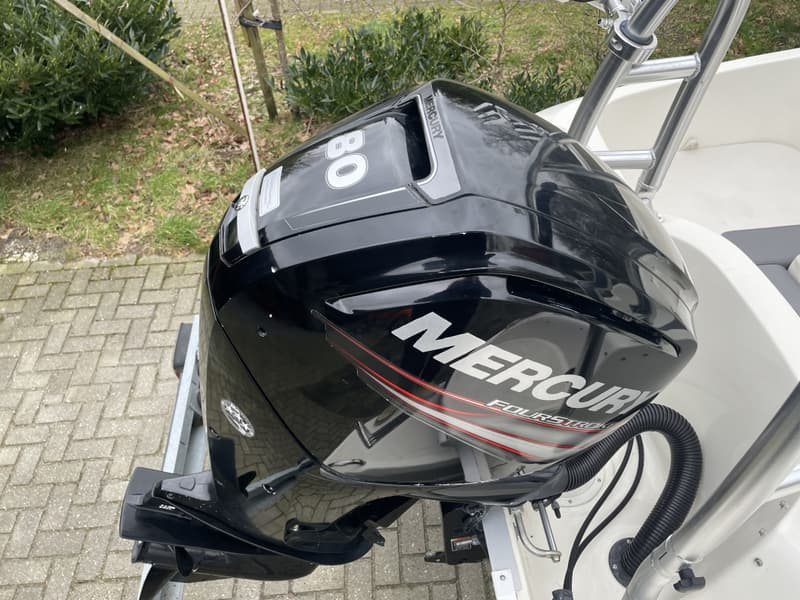 Bayliner E5 speedboot | Mercury 80 PK (2019) E5 foto 3