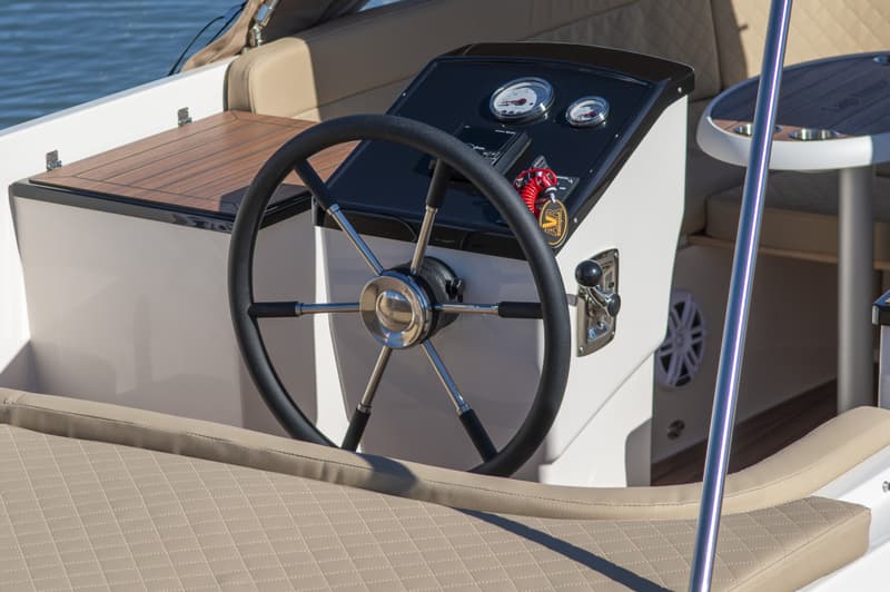 Lago Amore 606 Tender foto 9