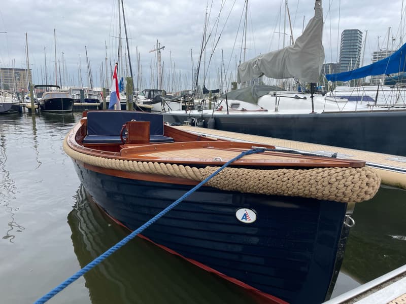 Akerboom Spiegelsloep 5.70 – Tijdloze klassieker met Vetus diesel Inboard foto 2