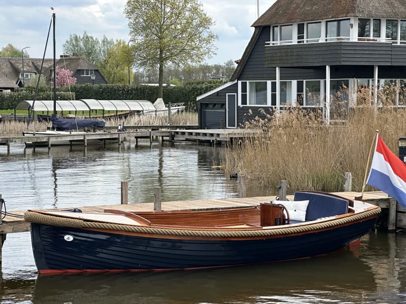 Akerboom Spiegelsloep 5.70 – Tijdloze klassieker met Vetus diesel Inboard foto 11