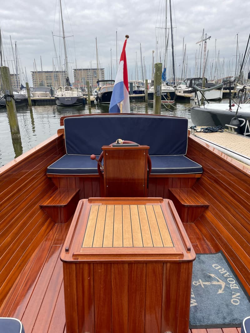 Akerboom Spiegelsloep 5.70 – Tijdloze klassieker met Vetus diesel Inboard foto 6