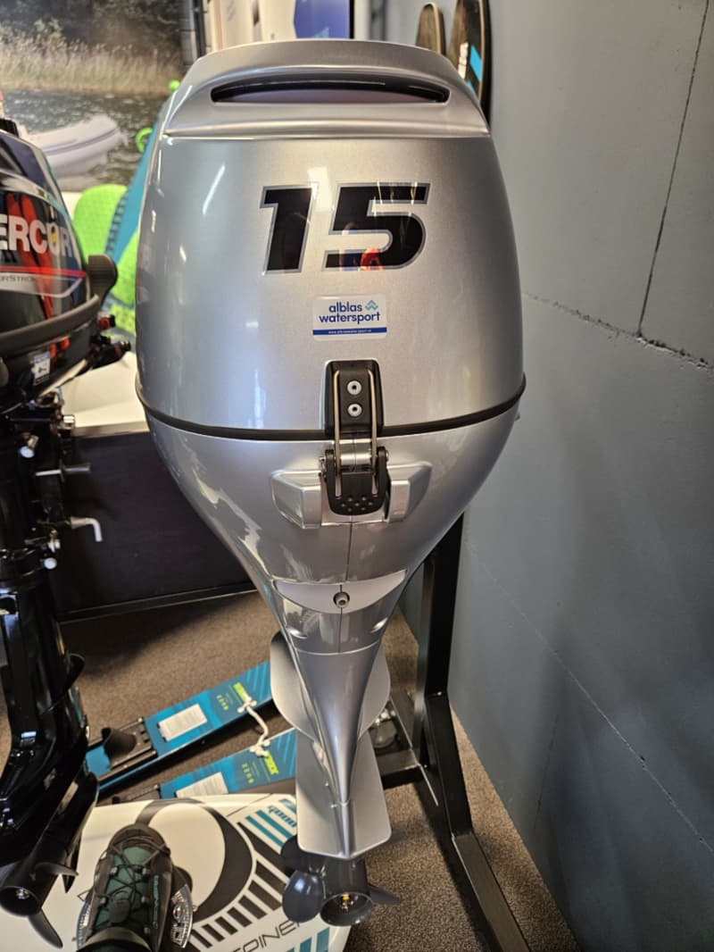 Honda 15pk foto 2