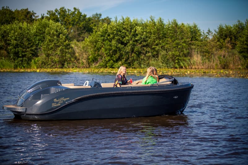 Oud Huijzer 600 Tender foto 2