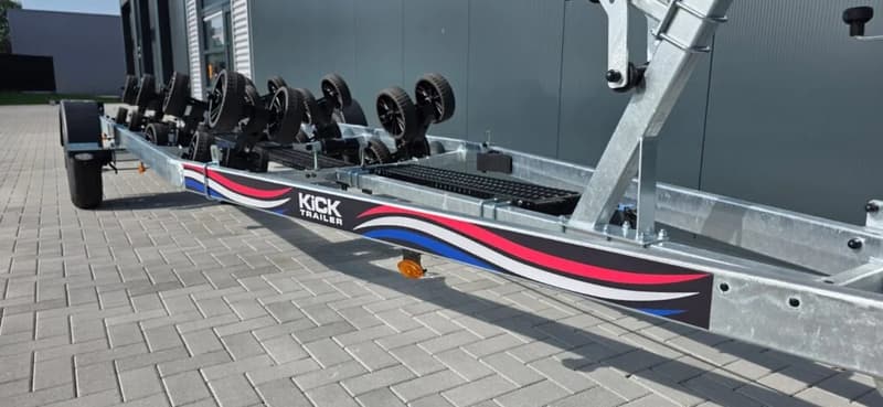 Kicktrailer KT1800 XL Multiroller LED foto 4