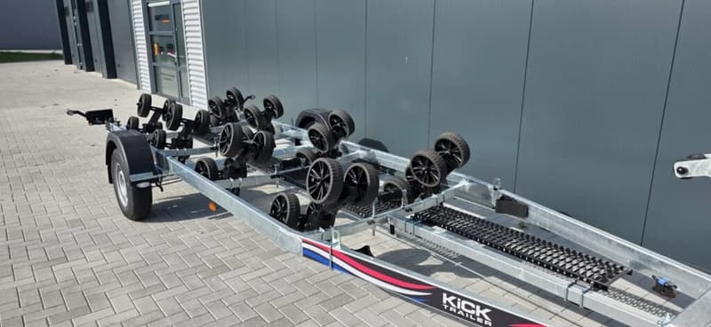 Kicktrailer KT1800 XL Multiroller LED foto 7