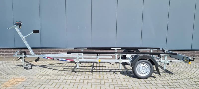 Kicktrailer 750p foto 1