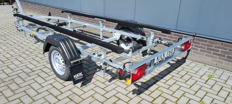 Kicktrailer 750p foto 6