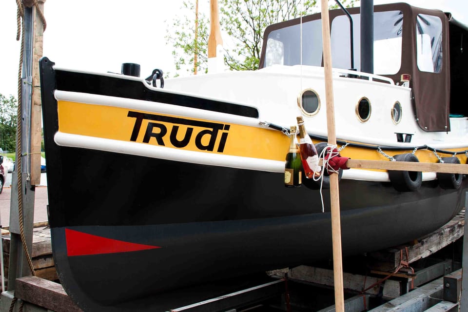Opduwer 6.00 2010 – Stalen motorboot met Lombardini diesel - Foto 14