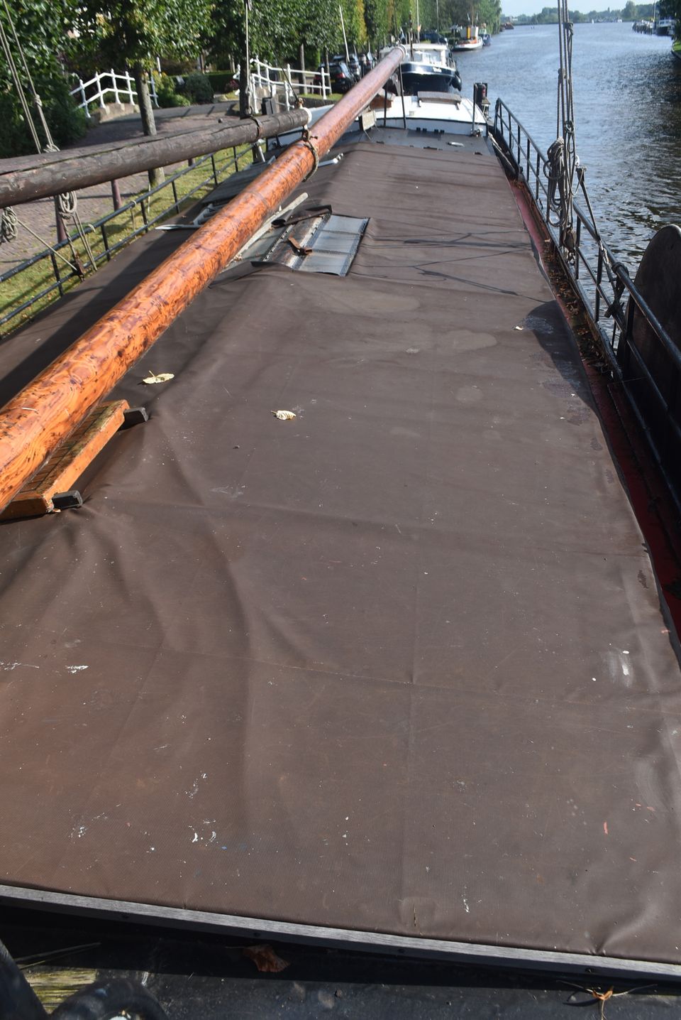 Hagenaar 25.15 zeilboot – stalen charterschip met ligplaats - Foto 32