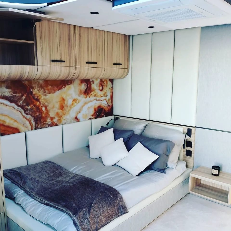 Perla E-vision 42 2025 – Aluminium elektrische houseboat - Foto 28