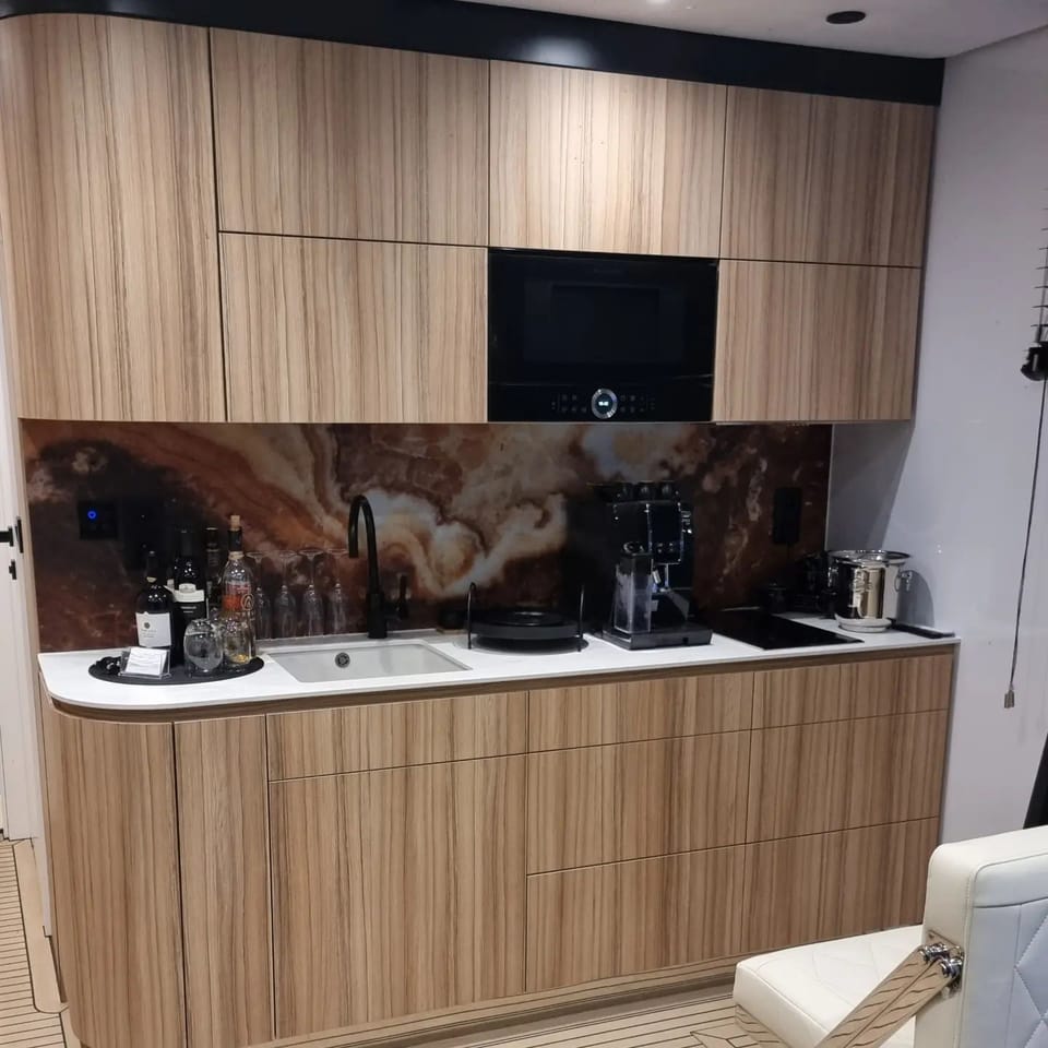 Perla E-vision 42 2025 – Aluminium elektrische houseboat - Foto 20