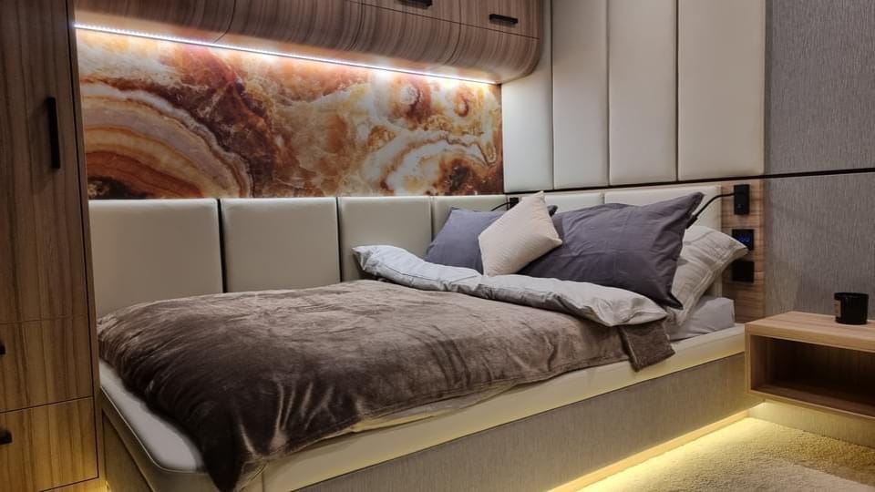 Perla E-vision 42 2025 – Aluminium elektrische houseboat - Foto 27