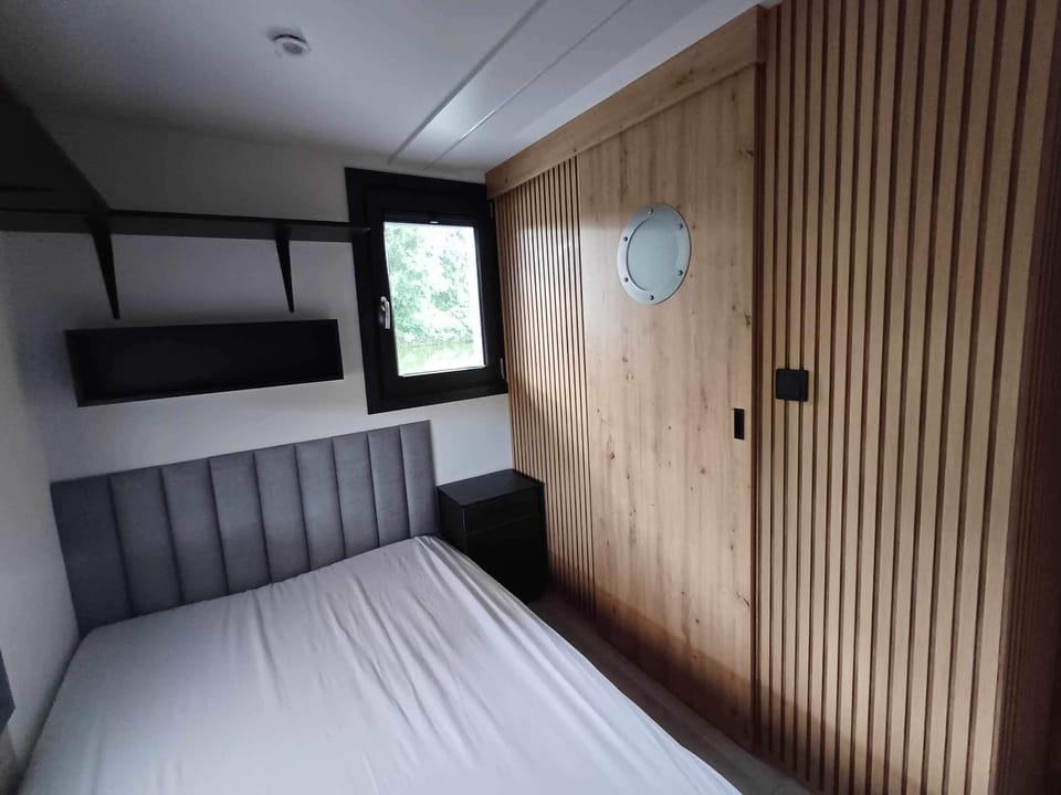 Shogun Mobile Houseboat 2026 – Vakantiehuis op water met motor - Foto 32