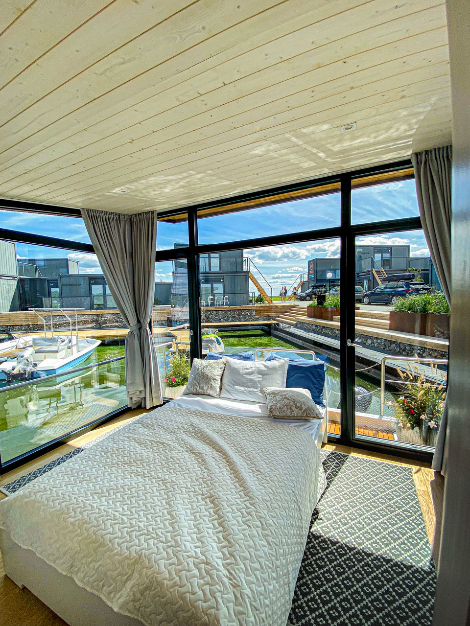 Twin Butterfly Houseboat 2026 – Zelfvarende woonboot nieuwbouw - Foto 13