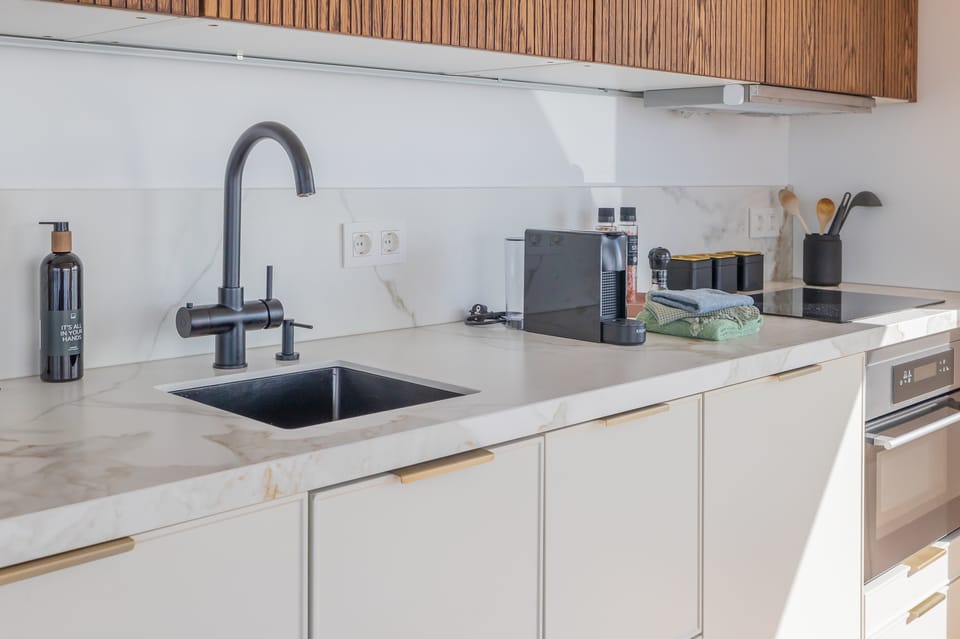 Surla Houseboat 15 2023 – Elektrisch varen met charterligplaats - Foto 12
