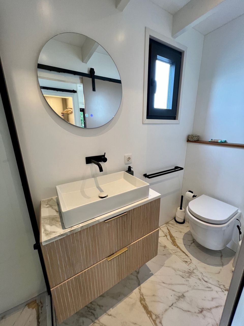 Surla Houseboat 15 2023 – Elektrisch varen met charterligplaats - Foto 26