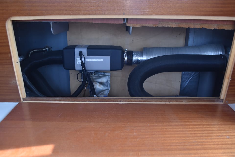 Simmerskip 1200 AK 2002 – Groepsboot met 9 slaapplaatsen - Foto 34