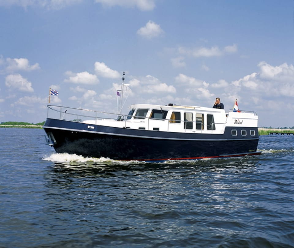 Simmerskip 1200 AK 2002 – Groepsboot met 9 slaapplaatsen - Foto 1