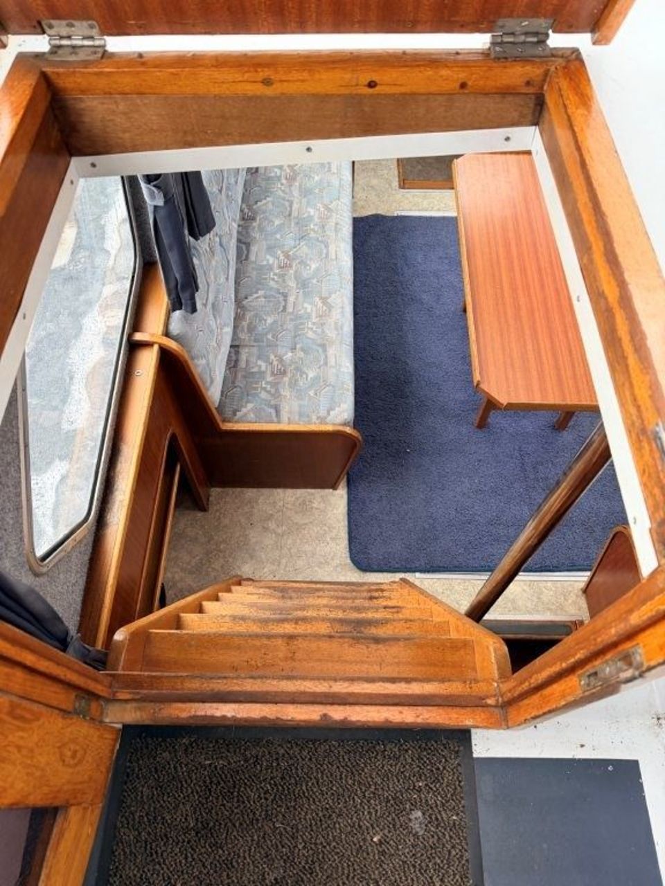 Valkkruiser 1400 (1992) – stalen motorjacht met 4 hutten - Foto 9