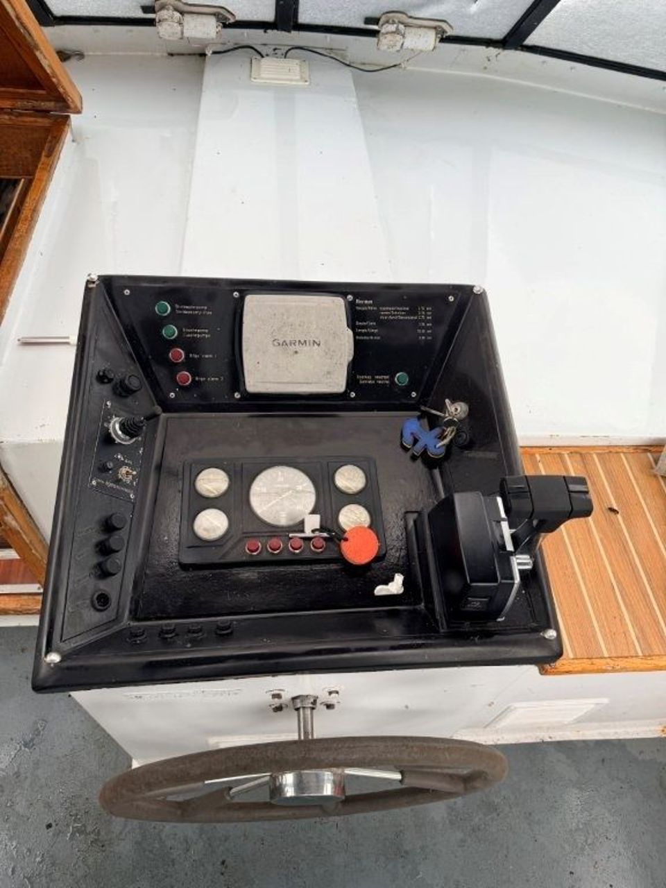 Powerline 1300 1991 – ruim stalen motorjacht met 5 hutten - Foto 2