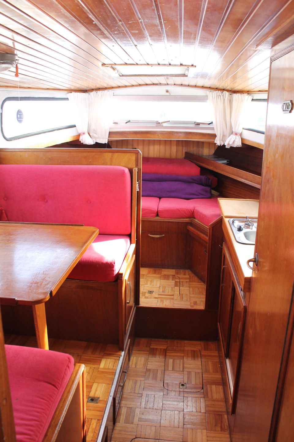 Peereboom Kruiser GSAK 1979 – stalen motorboot met centrale stuurstand - Foto 40