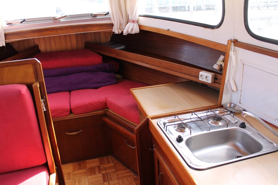 Peereboom Kruiser GSAK 1979 – stalen motorboot met centrale stuurstand - Foto 45