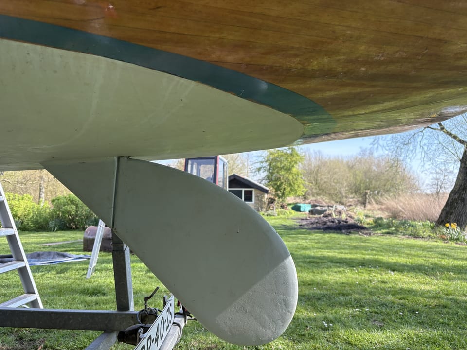 16m² zeilboot 1966 – Klassiek hout met trailer en motor - Foto 9