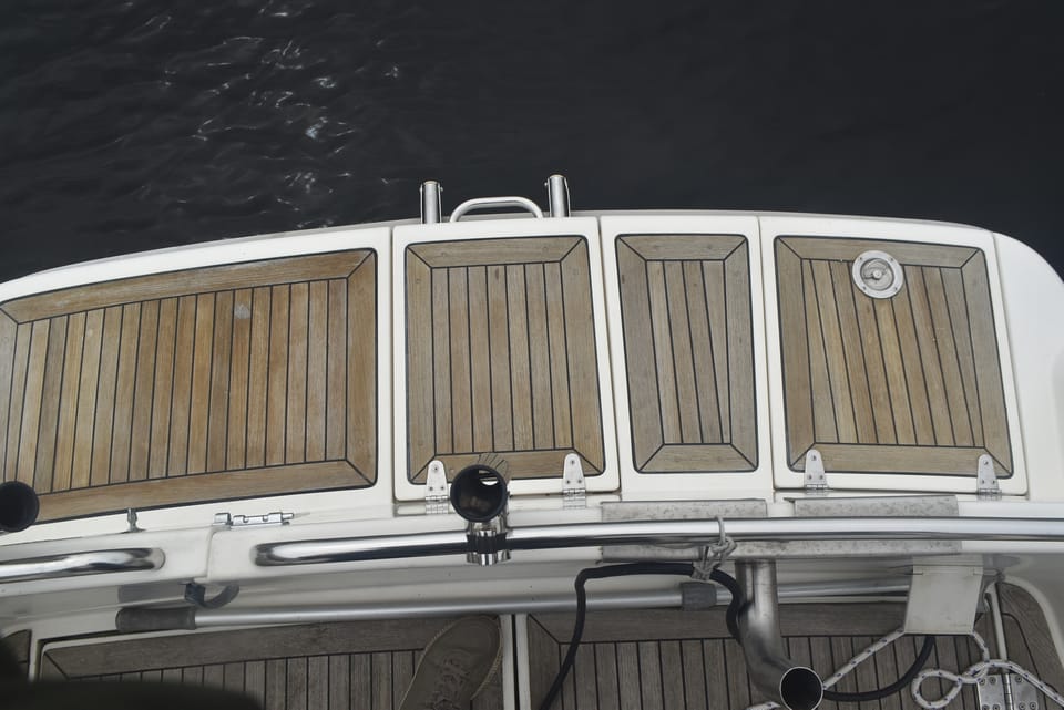 Aquador 25C 2004 – Finse sportieve daycruiser met 170 pk - Foto 6