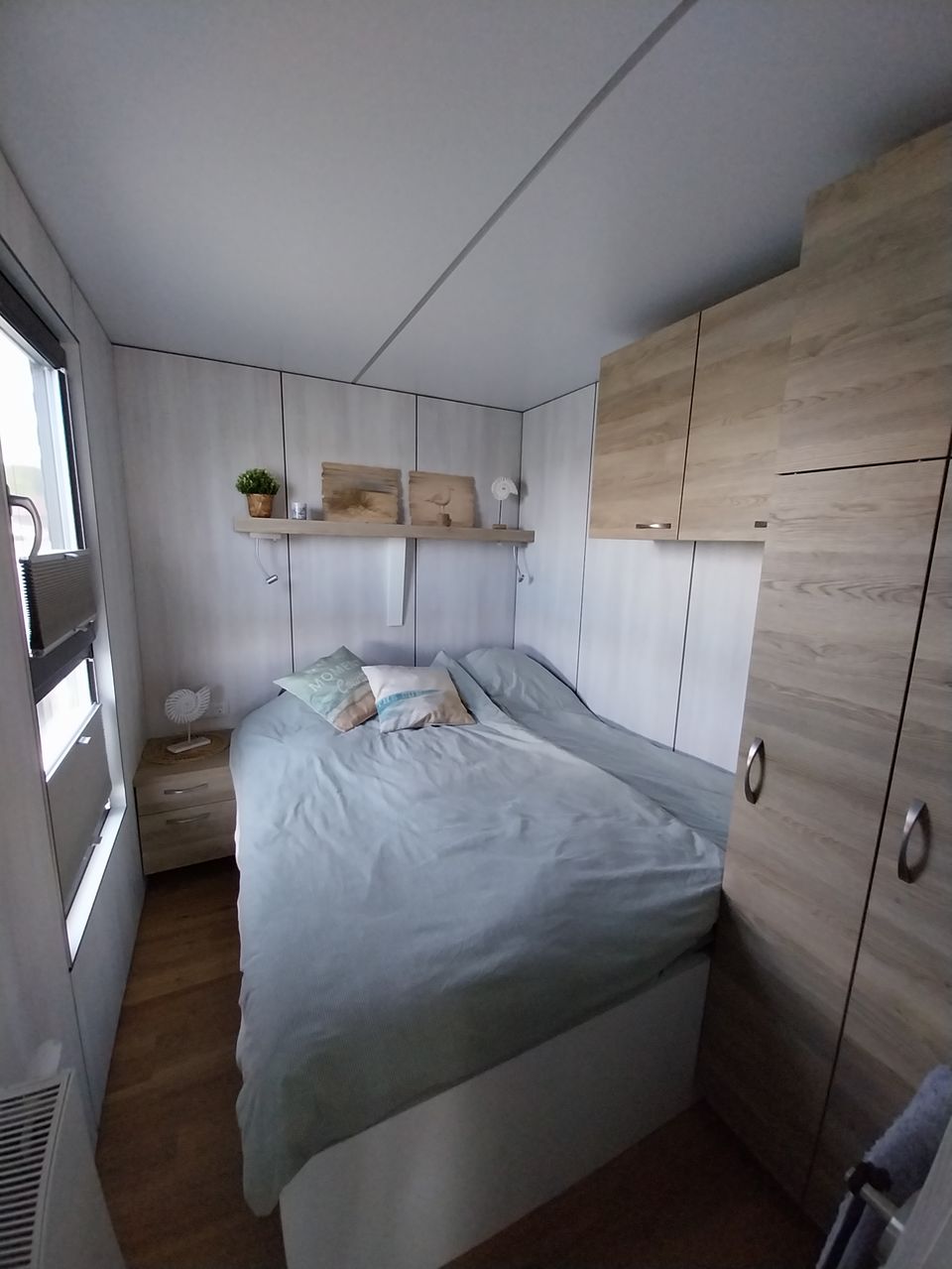 HT4 Houseboat 2019 – Betonnen woonboot met vaste ligplaats - Foto 21