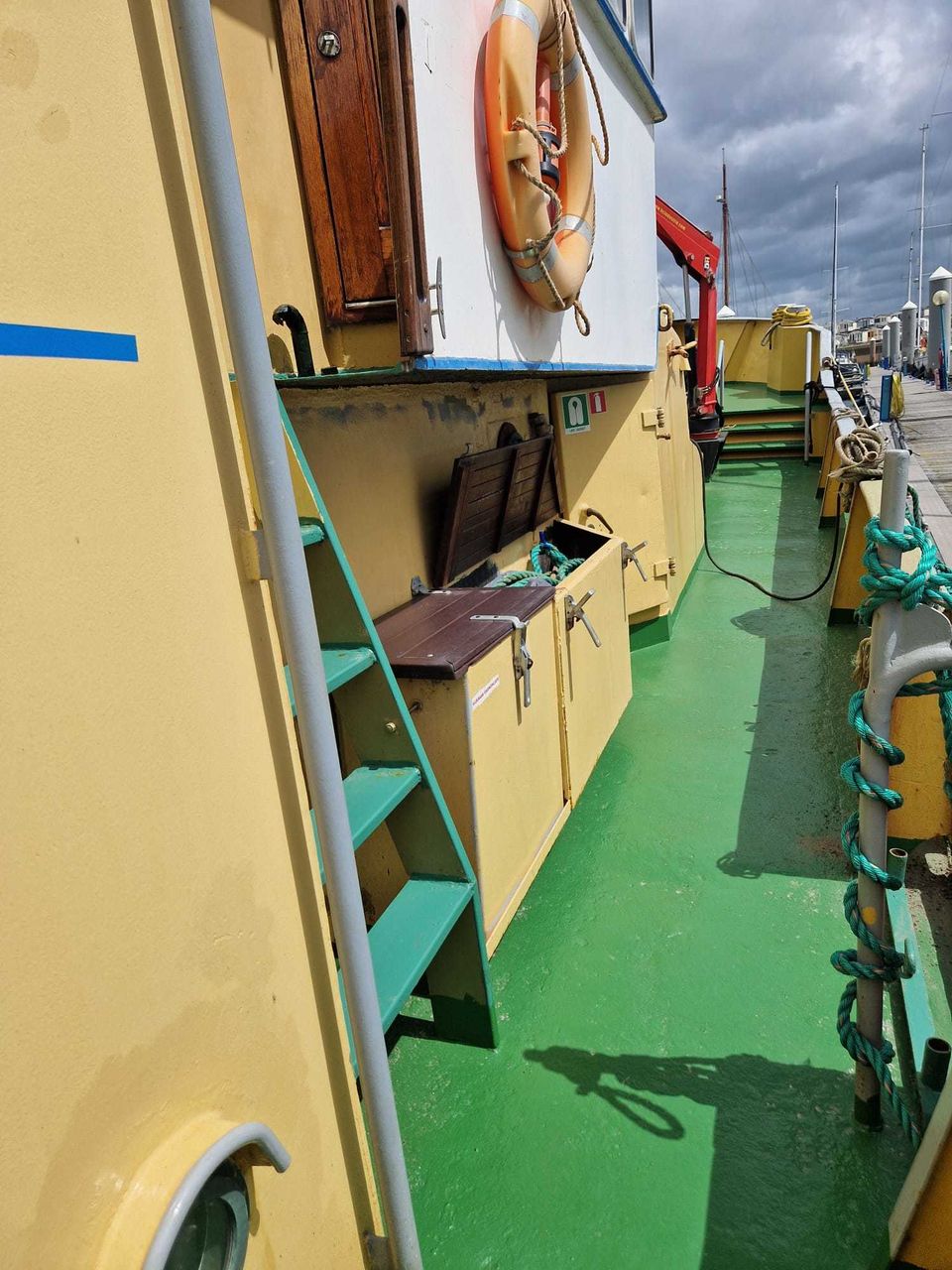 Ex-Viskotter Woonschip 1978 – 21m vaarbewoonbaar IJmuiden - Foto 15