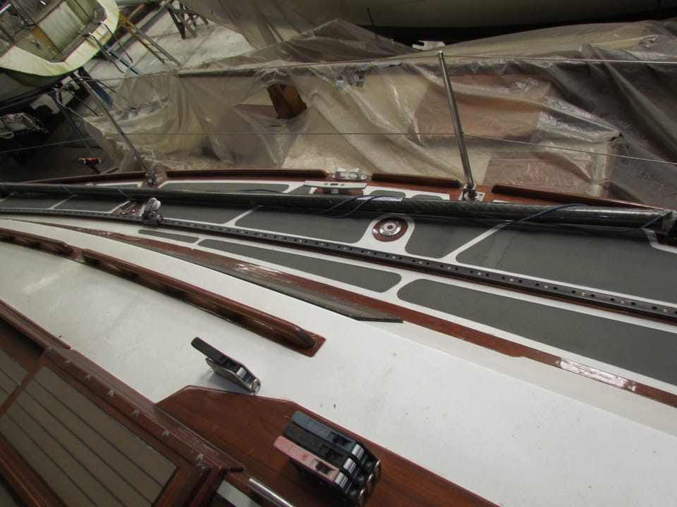 Waarschip 900+ 1986 – Houten zeiljacht met volledige stahoogte - Foto 26