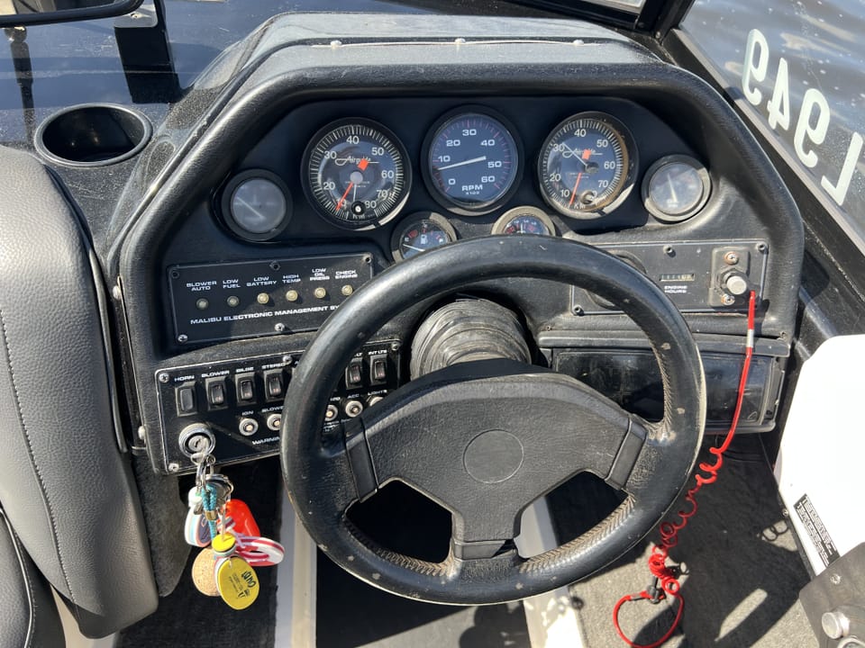 Malibu Euro F3 1996 – Waterski-boot V8 LPG/benzine - Foto 12