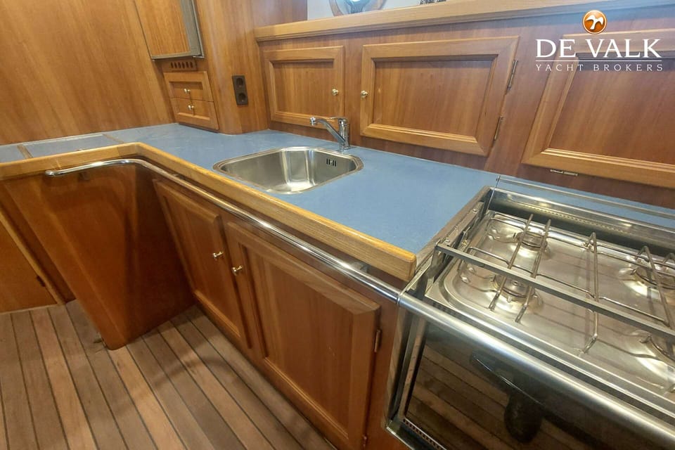 Beeldsnijder Pilothouse Schooner 50 - Foto 25