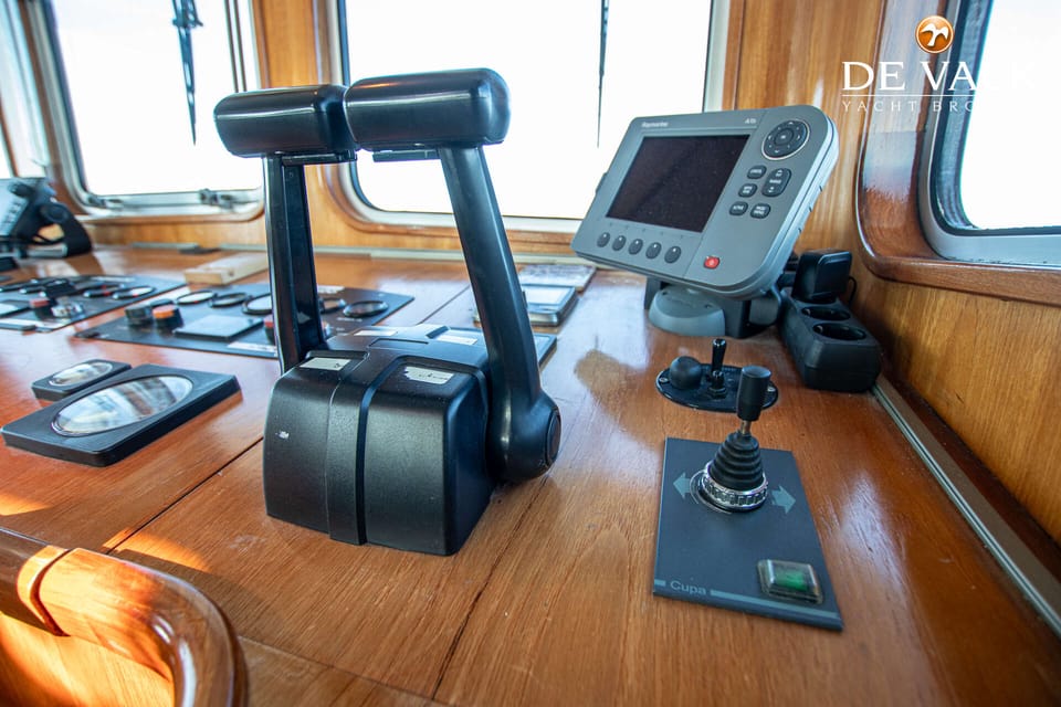 Custom Built Live Aboard 1800 - Foto 25