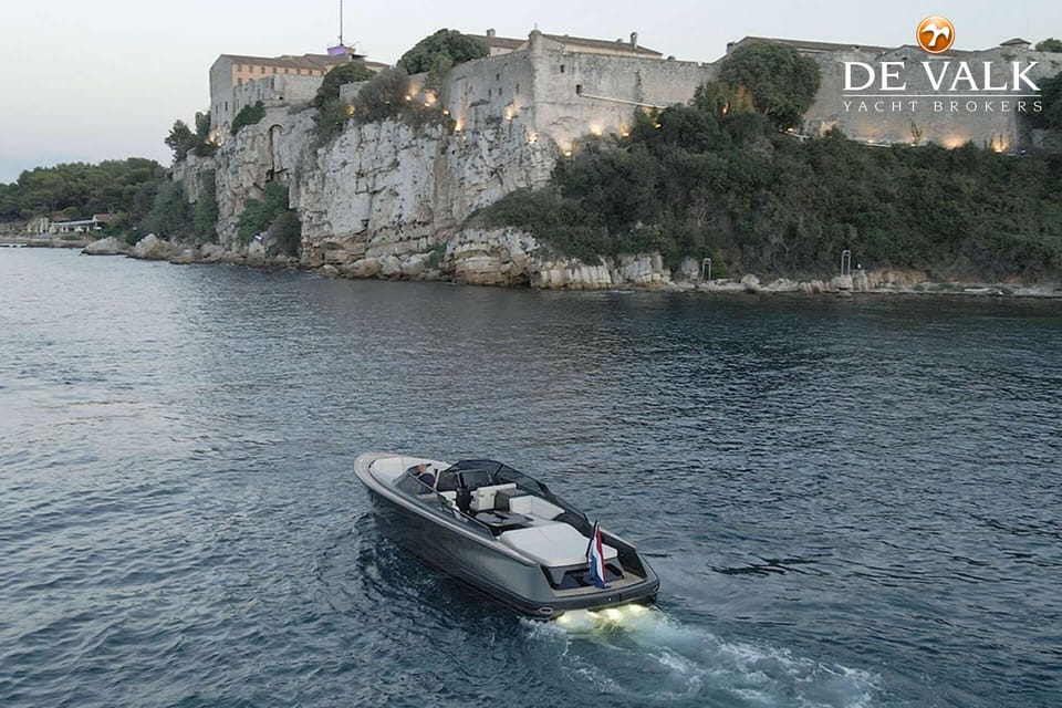 Reborn 38 Bowrider - Foto 13