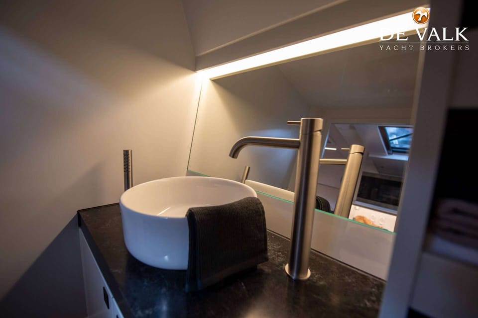 Reborn 38 Cabin - Foto 15