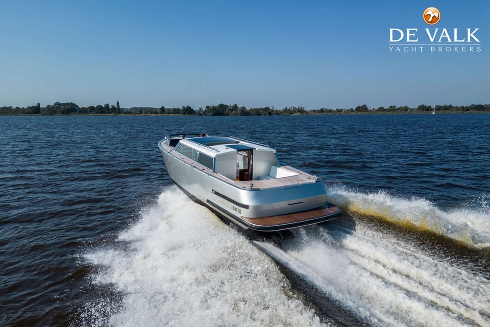 Custom Reliant X40T 2019 – Limousine Tender met 38 knopen - Foto 14