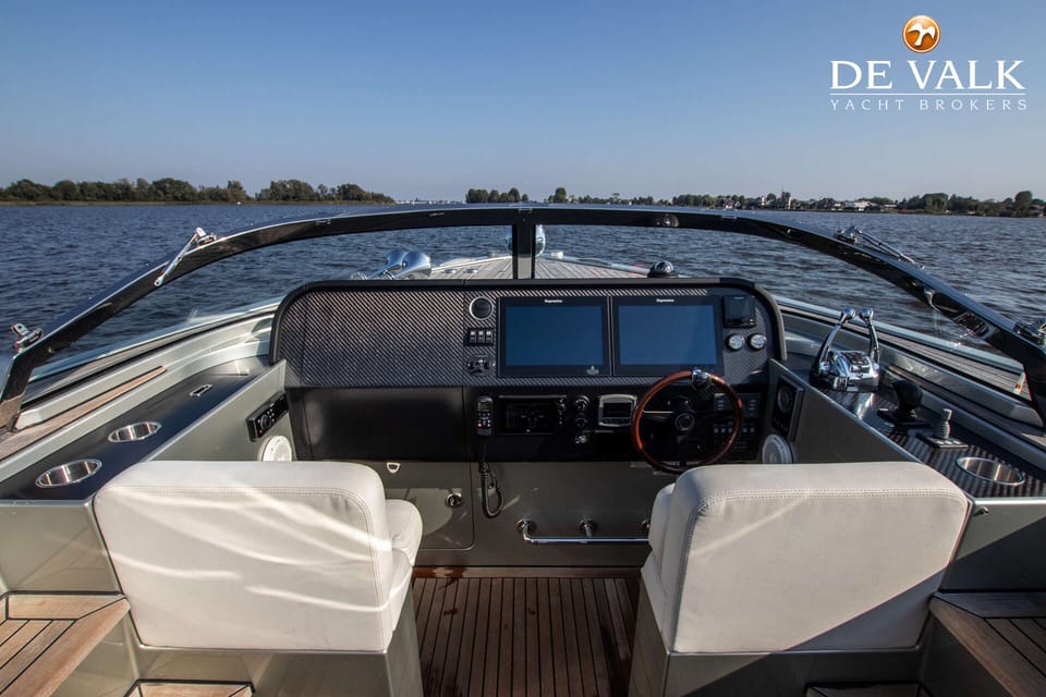 Custom Reliant X40T 2019 – Limousine Tender met 38 knopen - Foto 15