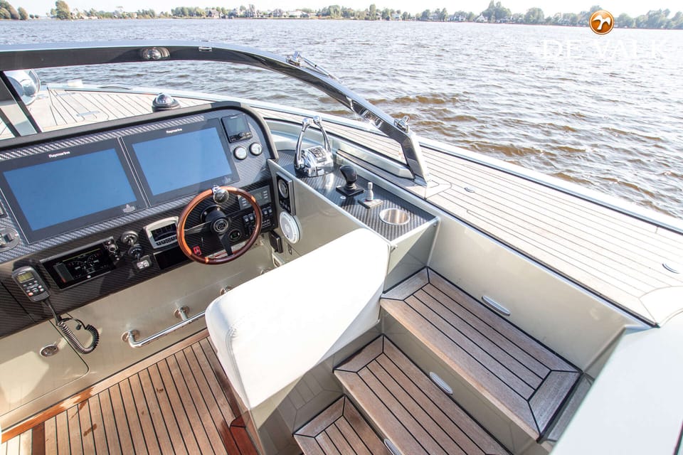 Custom Reliant X40T 2019 – Limousine Tender met 38 knopen - Foto 16
