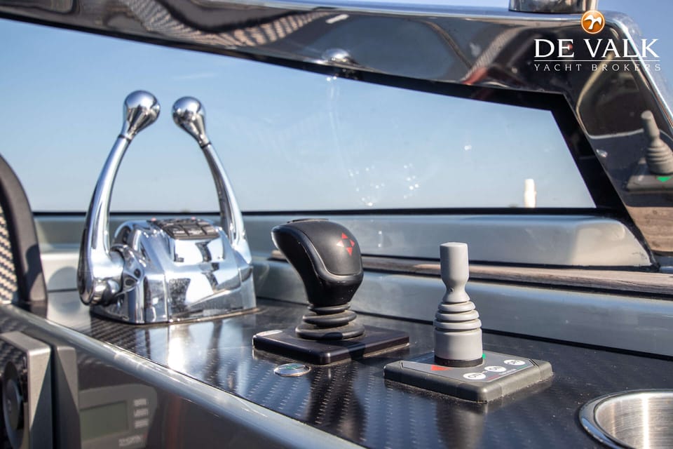Custom Reliant X40T 2019 – Limousine Tender met 38 knopen - Foto 23