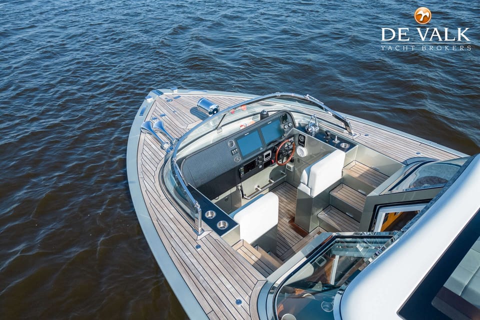 Custom Reliant X40T 2019 – Limousine Tender met 38 knopen - Foto 8